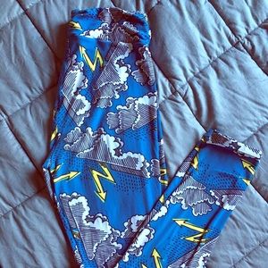 Lularoe TC lightning leggings